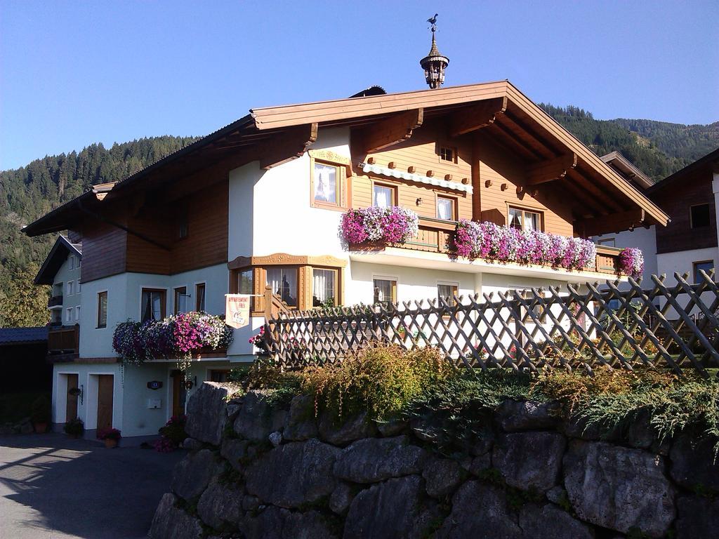 Appartementhaus Egger カプルーン エクステリア 写真